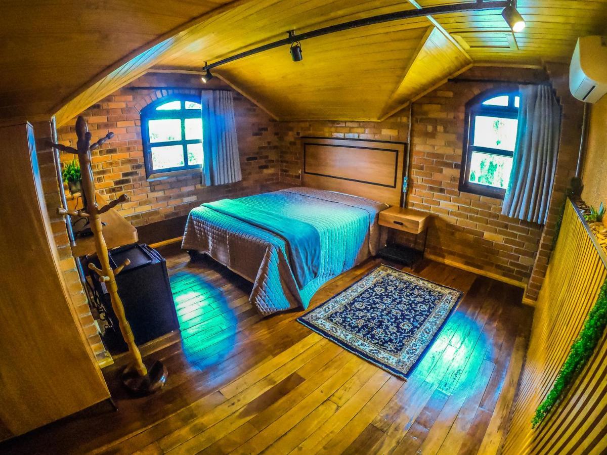 Rugero Hotel Nova Pádua